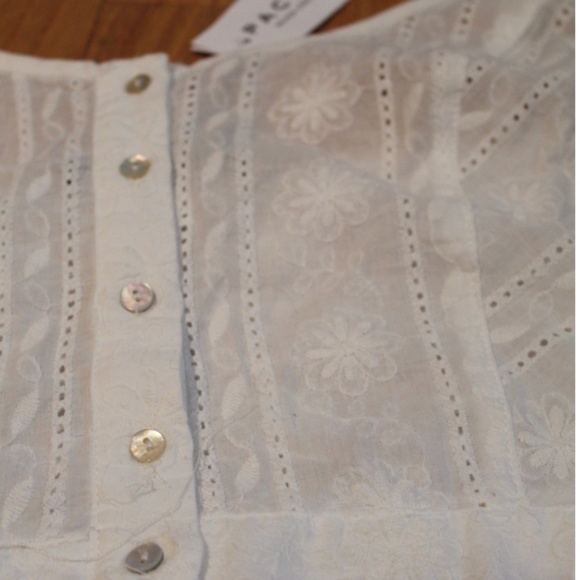 Cropped Tank Top - Picture 3 of 3